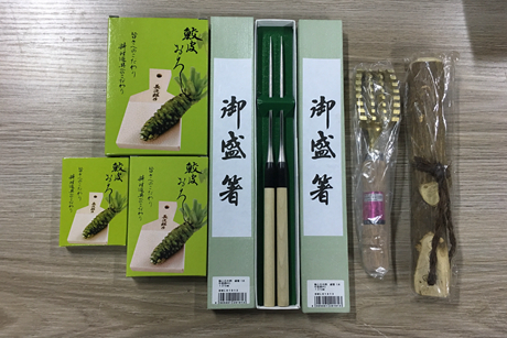 廚房器具設(shè)備